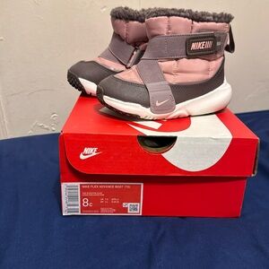 Toddler  Girls Nike snowshoes